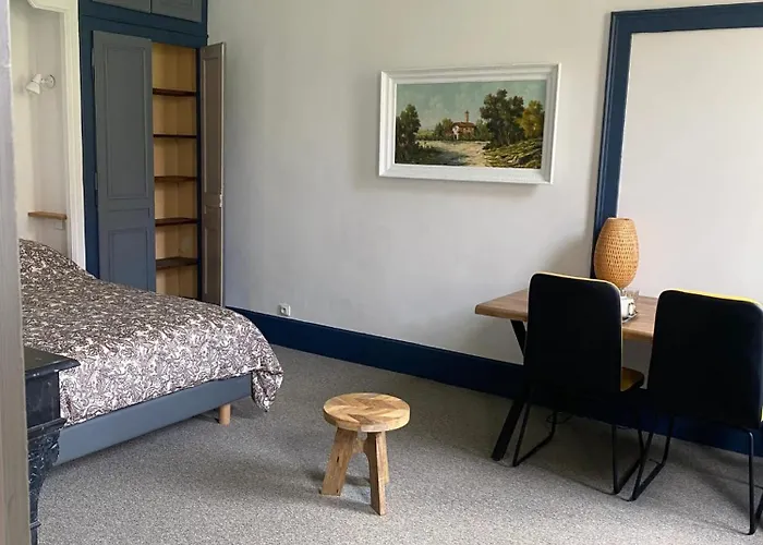 Appartement Confortable Aux Andelys - 90 M² Avec Parking Лез-Андели