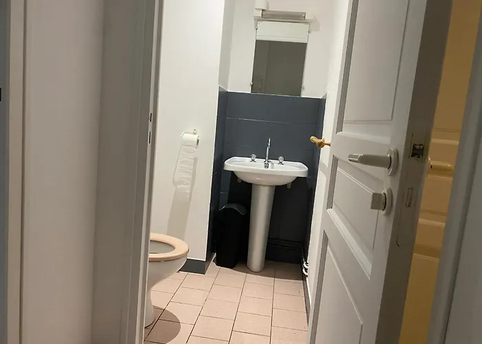 Апартаменты Appartement Confortable Aux Andelys - 90 M² Avec Parking *